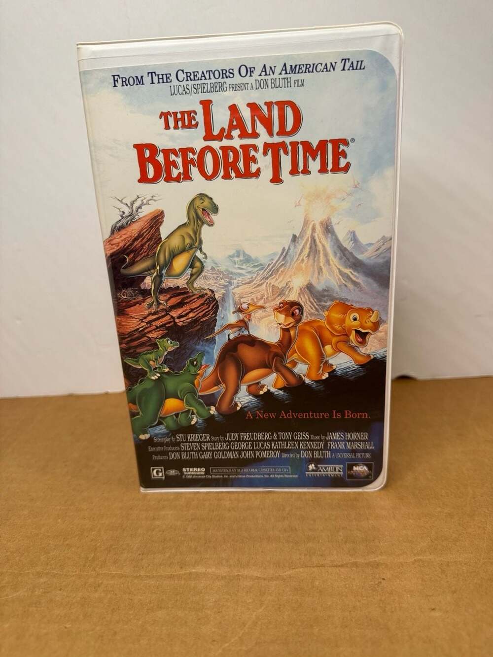 The Land Before Time VHS Tape (1988, MCA Universal Home Video)